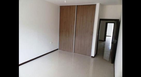 Casa en Entre 2do y 3er anillo Norte en Santa Cruz de la Sierra 3 dormitorios 5 baños 2 parqueos Foto 10