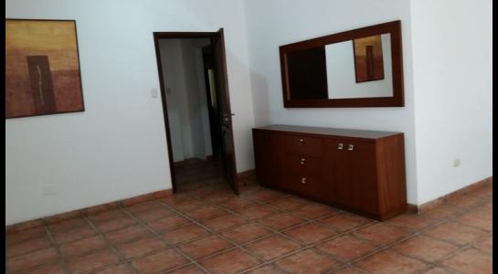Casa en Urubó en Santa Cruz de la Sierra 5 dormitorios 5 baños 4 parqueos Foto 14