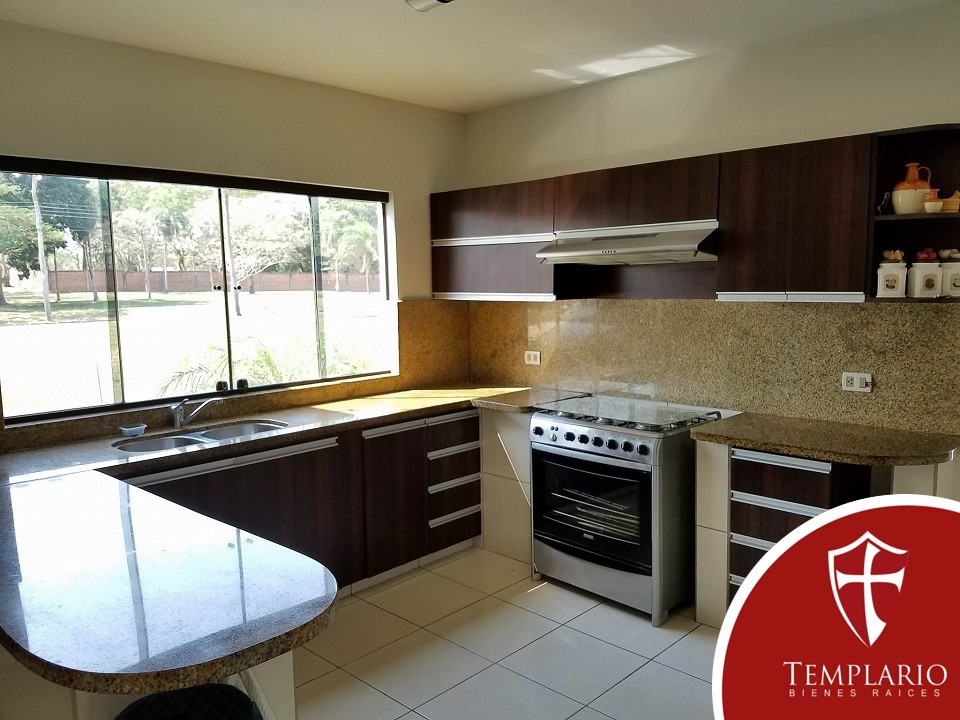 Casa en VentaZONA NORTE: Km 12 - CONDOMINIO CERRADO  3 dormitorios 6 baños 3 parqueos Foto 36