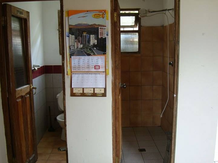 Casa en VentaA una cuadra de la Terminal de Buses 12 dormitorios 10 baños  Foto 23