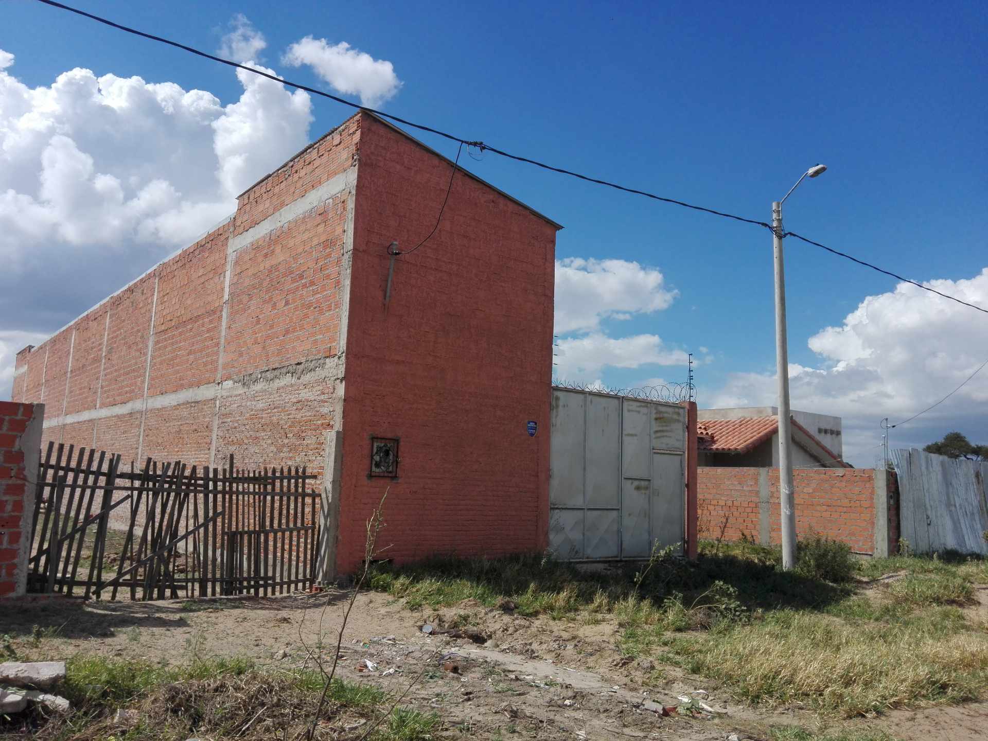 Galpón en VentaATRAS DE URBANIZACION PALMA VERDE, CARRETERA A COTOCA KM 7 ENTRANDO Foto 2