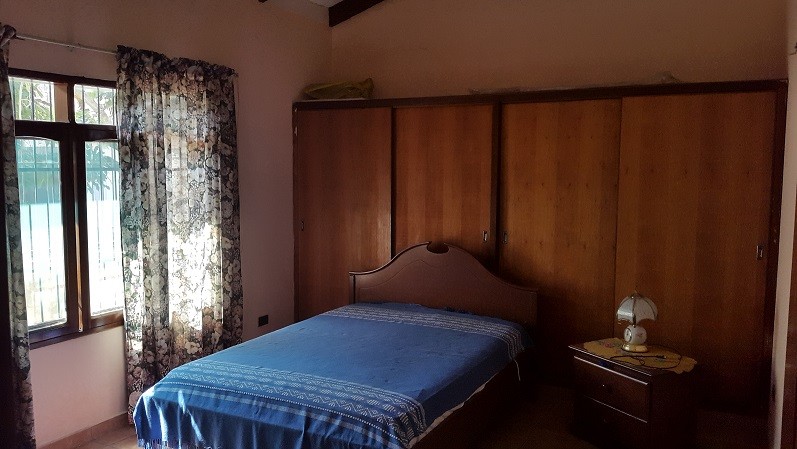 Casa en Entre 1er y 2do anillo Este en Santa Cruz de la Sierra 5 dormitorios 6 baños 3 parqueos Foto 4