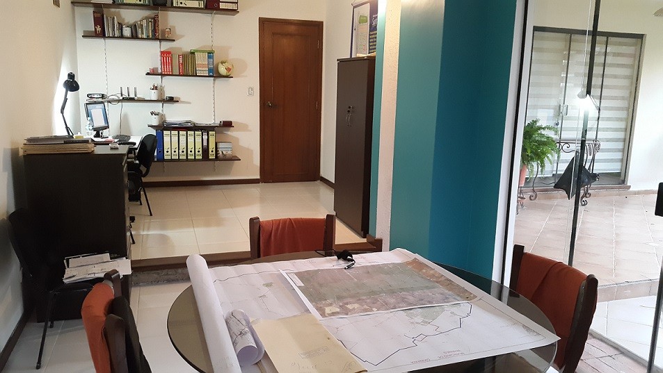 Casa Av. Banzer entre 4to y 5to anillo Residencias del Norte entre calle 9 y calle 1 Foto 7