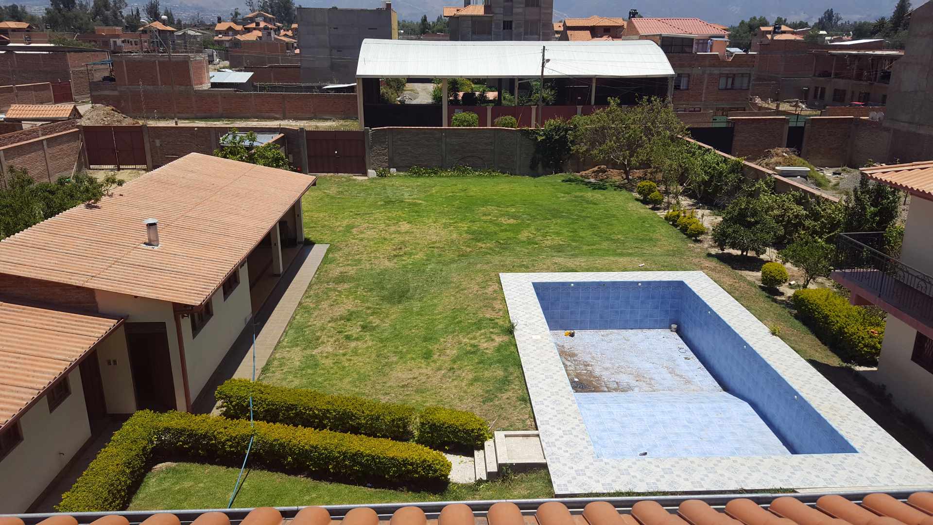 Casa en Quillacollo en Cochabamba 5 dormitorios 7 baños 4 parqueos Foto 15