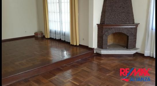 Casa en VentaCalle Los Molles, esq. Jacarandá. Barrio Irlandés (Zona Muyurina). 4 dormitorios 3 baños 2 parqueos Foto 20