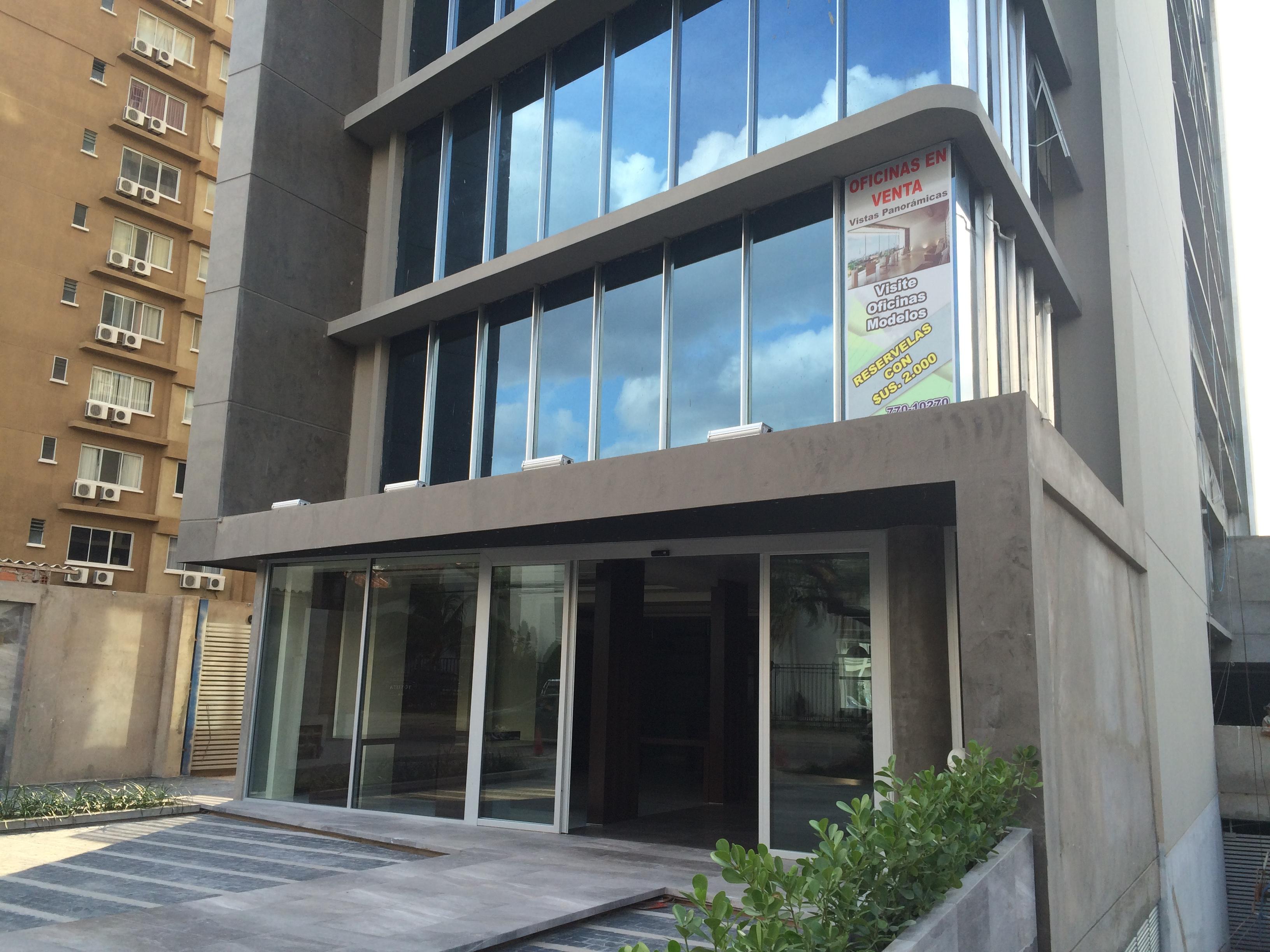 Oficina EDIFICIO TOP CENTER
AV. BENI entre 1º y 2º anillo Foto 2