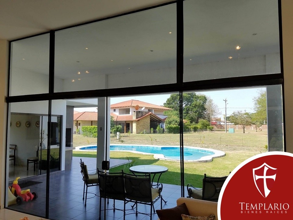 Casa en VentaZONA NORTE: Km 12 - CONDOMINIO CERRADO  3 dormitorios 6 baños 3 parqueos Foto 5