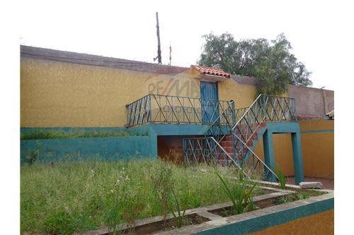 Casa en San Luis en Tarija 9 dormitorios 3 baños  Foto 22