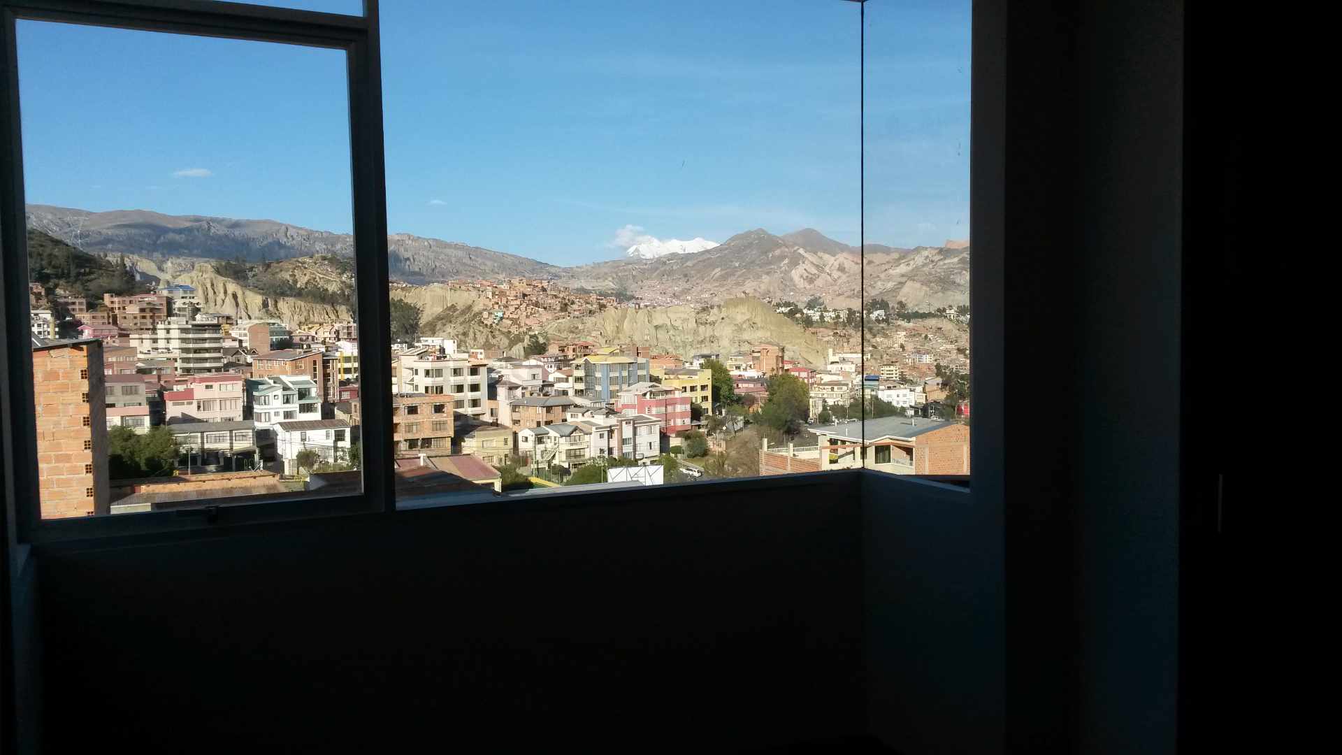 Departamento en Alto Obrajes en La Paz 3 dormitorios 2 baños 1 parqueos Foto 3