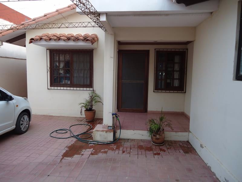 Casa en Venta5to anillo frente a la Villa Olimpica. Foto 10