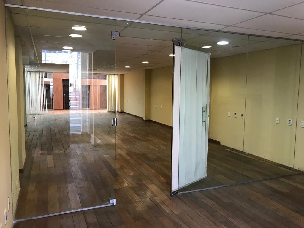 Edificio en Obrajes en La Paz 1 dormitorios 6 baños  Foto 13