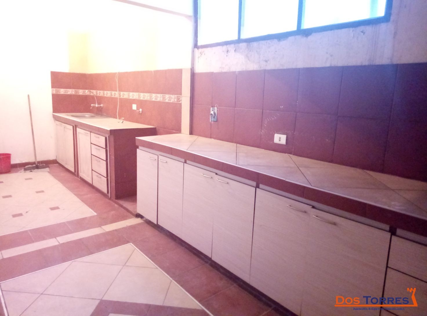 Casa en Venta95.000 $ Casa en Sumumpaya Sud con 3 dormitorios Garaje y patio - Ref. 01590 3 dormitorios 2 baños 2 parqueos Foto 4