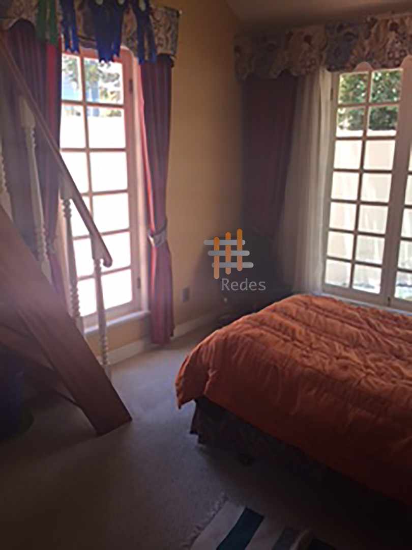 Casa en Achumani en La Paz 3 dormitorios 5 baños  Foto 6