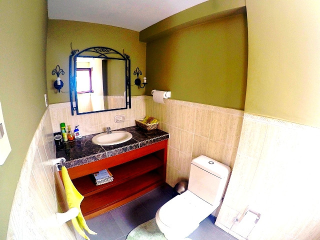 Casa en Seguencoma en La Paz 4 dormitorios 4 baños  Foto 6