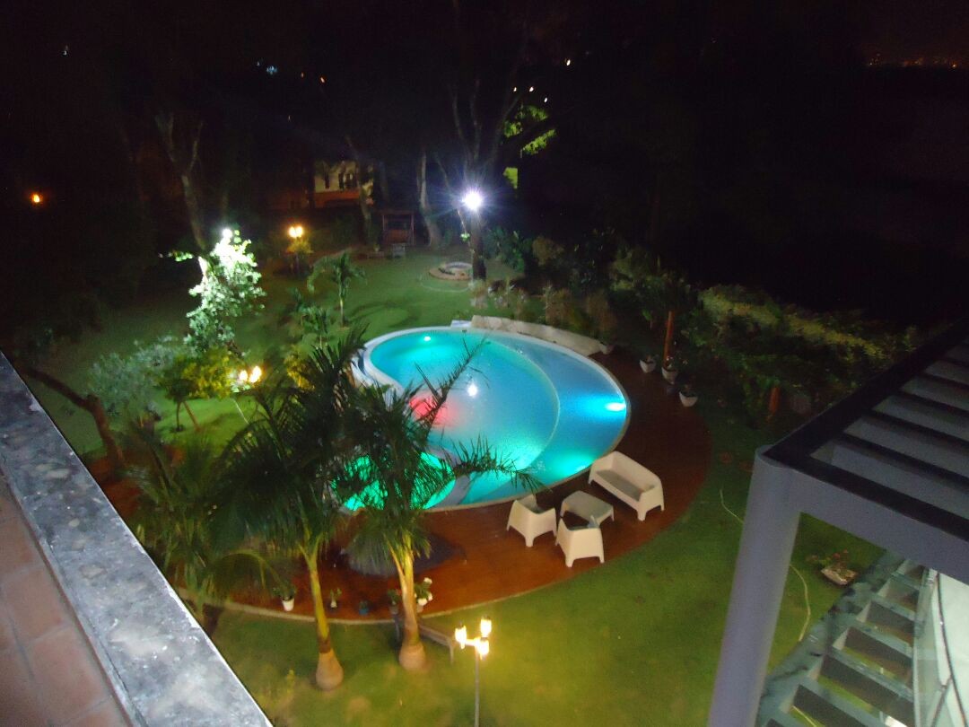 Casa en VentaURUBO 6 dormitorios 7 baños 4 parqueos Foto 9