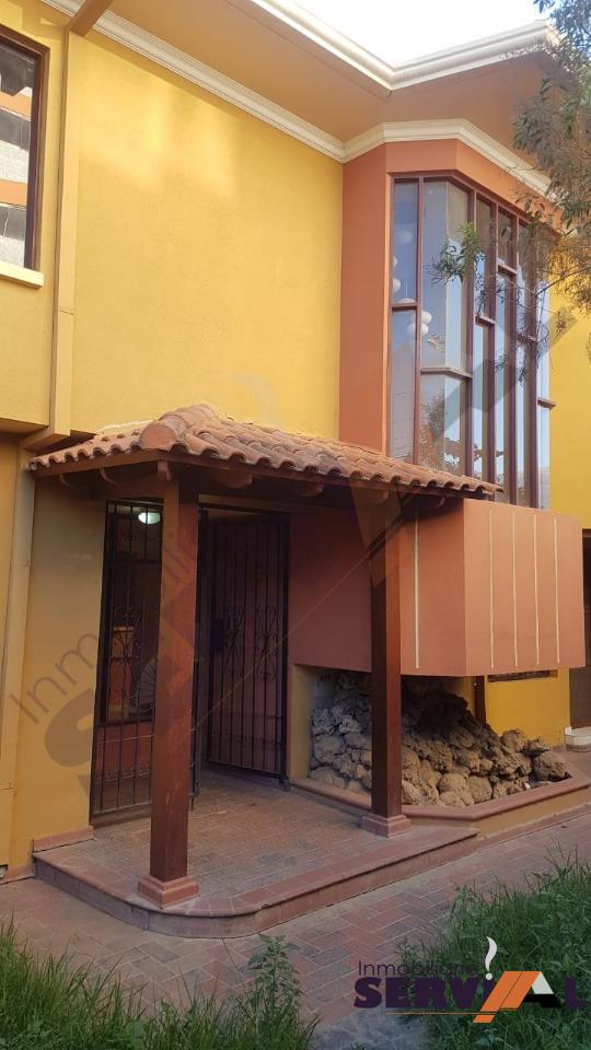 Casa en Alquiler ALQUILO CASA DE 2 PISOS, COMPLETAMENTE INDEPENDIENTE, INMEDIACIONES AV. TADEO HAENKE Y VILLAVICENCIO Foto 1