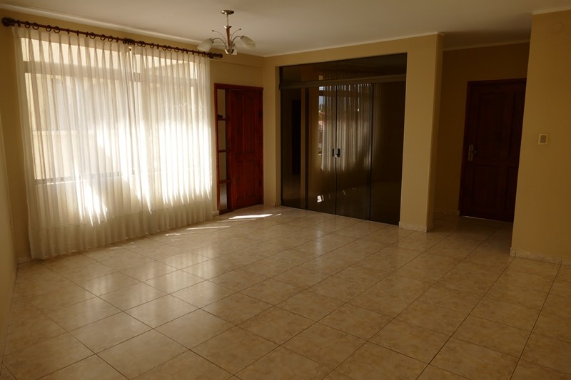 Departamento en Las Panosas en Tarija 3 dormitorios 2 baños  Foto 1