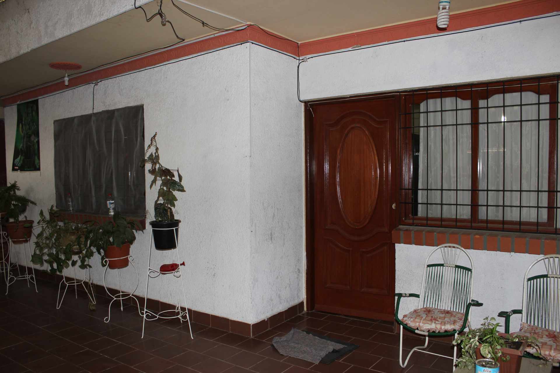 Casa en Barrio San Antonio en Tarija 3 dormitorios 2 baños 2 parqueos Foto 1