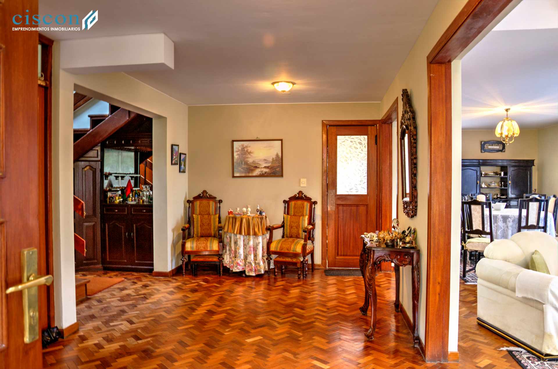 Casa en VentaAchumani, Zona Colegio Franco Boliviano 4 dormitorios 3 baños 3 parqueos Foto 15