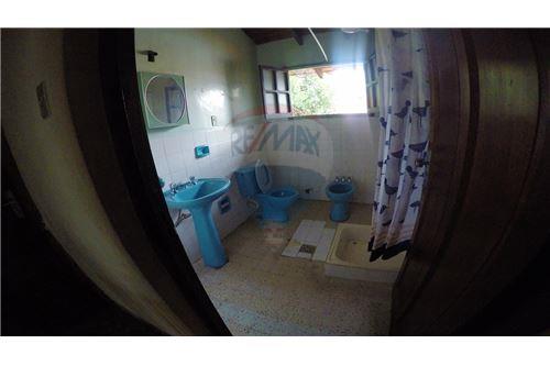 Casa en Las Panosas en Tarija 7 dormitorios 3 baños  Foto 7