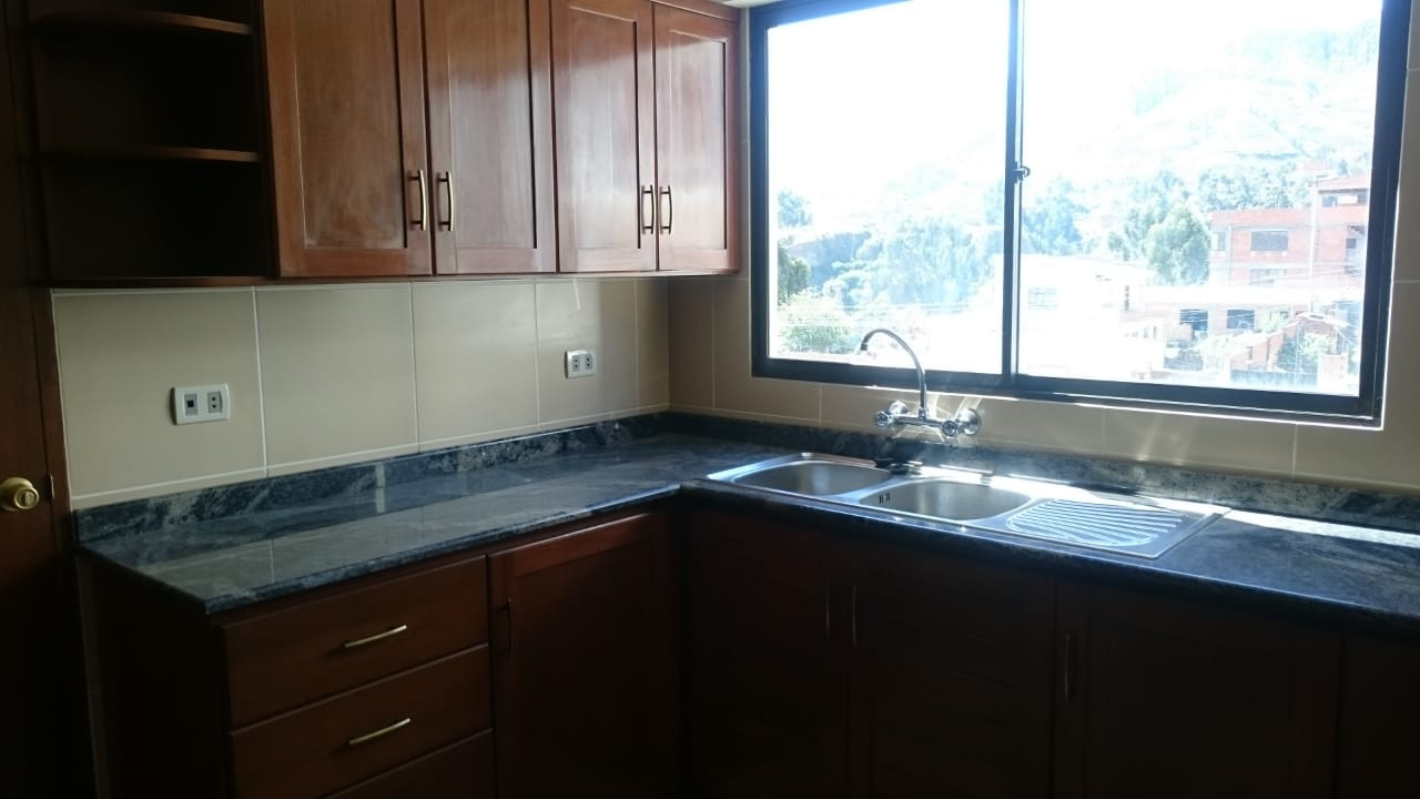 Departamento Achumani Calle 1 Urbanización Los Rosales Foto 14