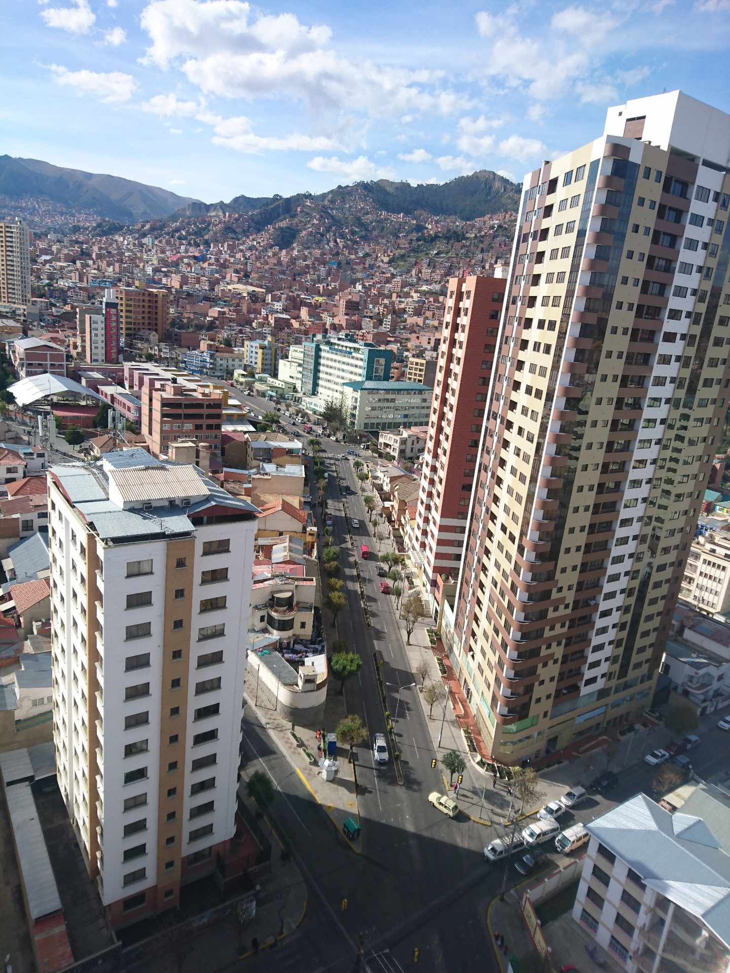 Departamento en Miraflores en La Paz 2 dormitorios 3 baños  Foto 10