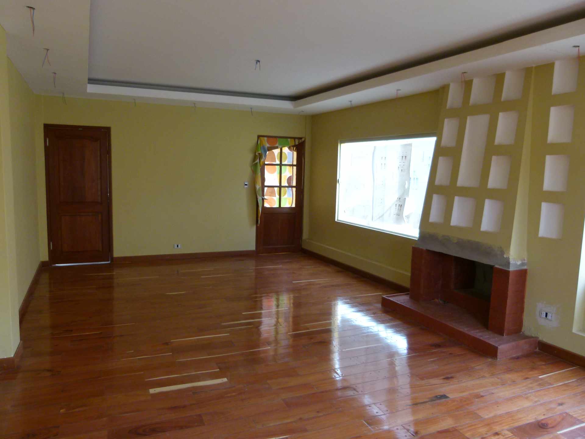 Casa en Achumani en La Paz 4 dormitorios 5 baños 4 parqueos Foto 28
