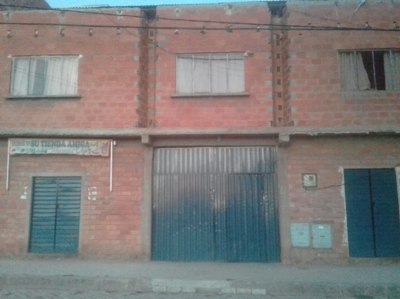 Casa en Villa Adela en El Alto 6 dormitorios 3 baños 1 parqueos Foto 1