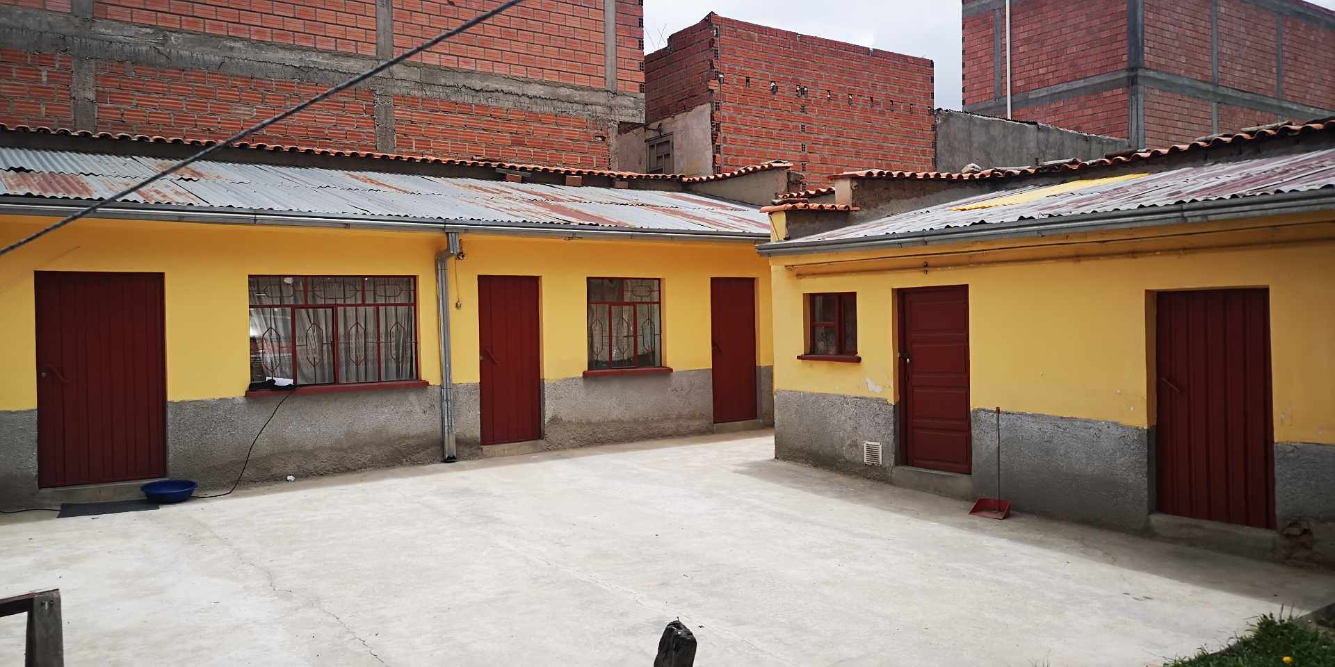 Casa en Villa Bolívar en El Alto 3 dormitorios 1 baños 2 parqueos Foto 1