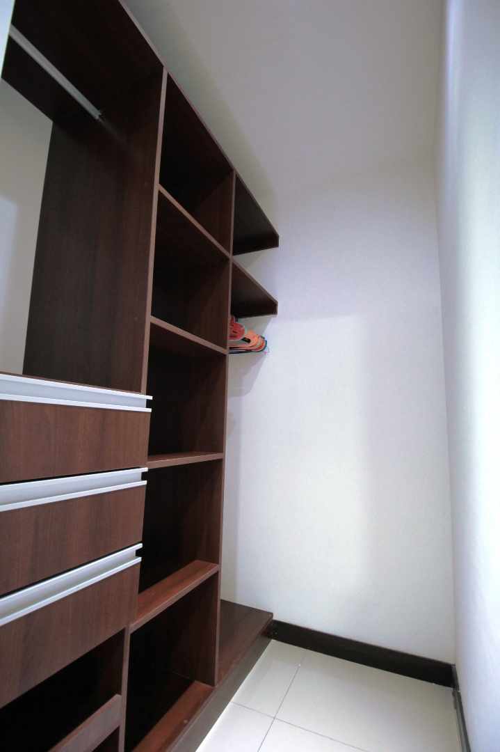 En Alquiler a $us 1,400 Foto 7