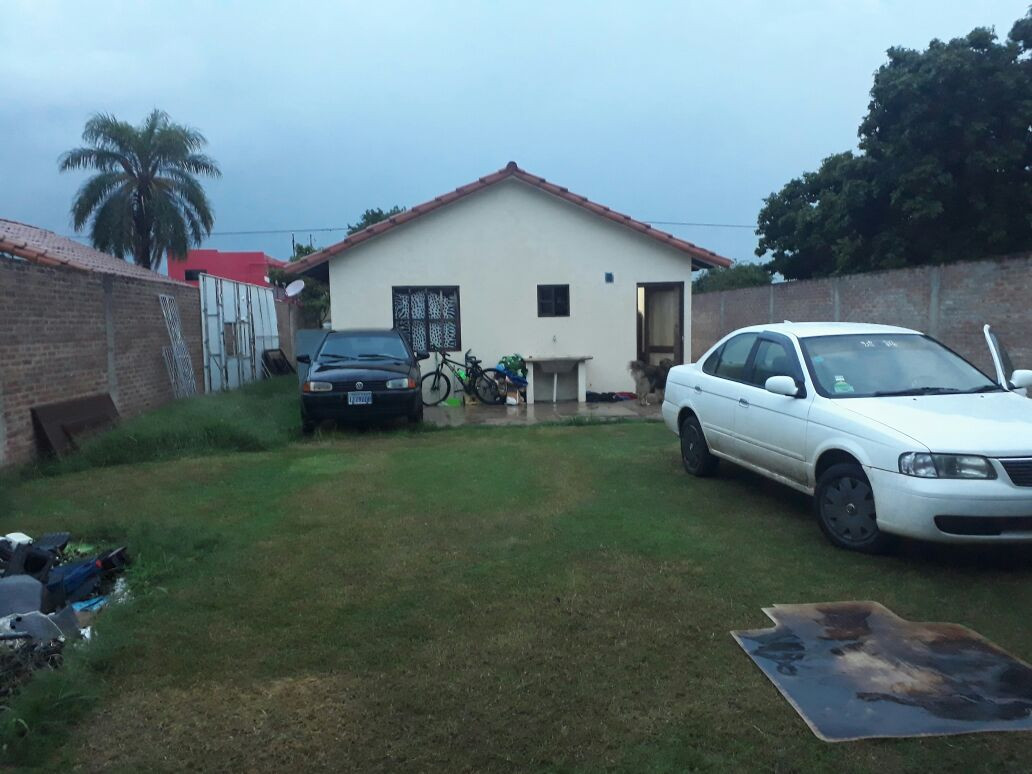 Casa URBANIZACION LOS CLAVELES SUR Foto 2