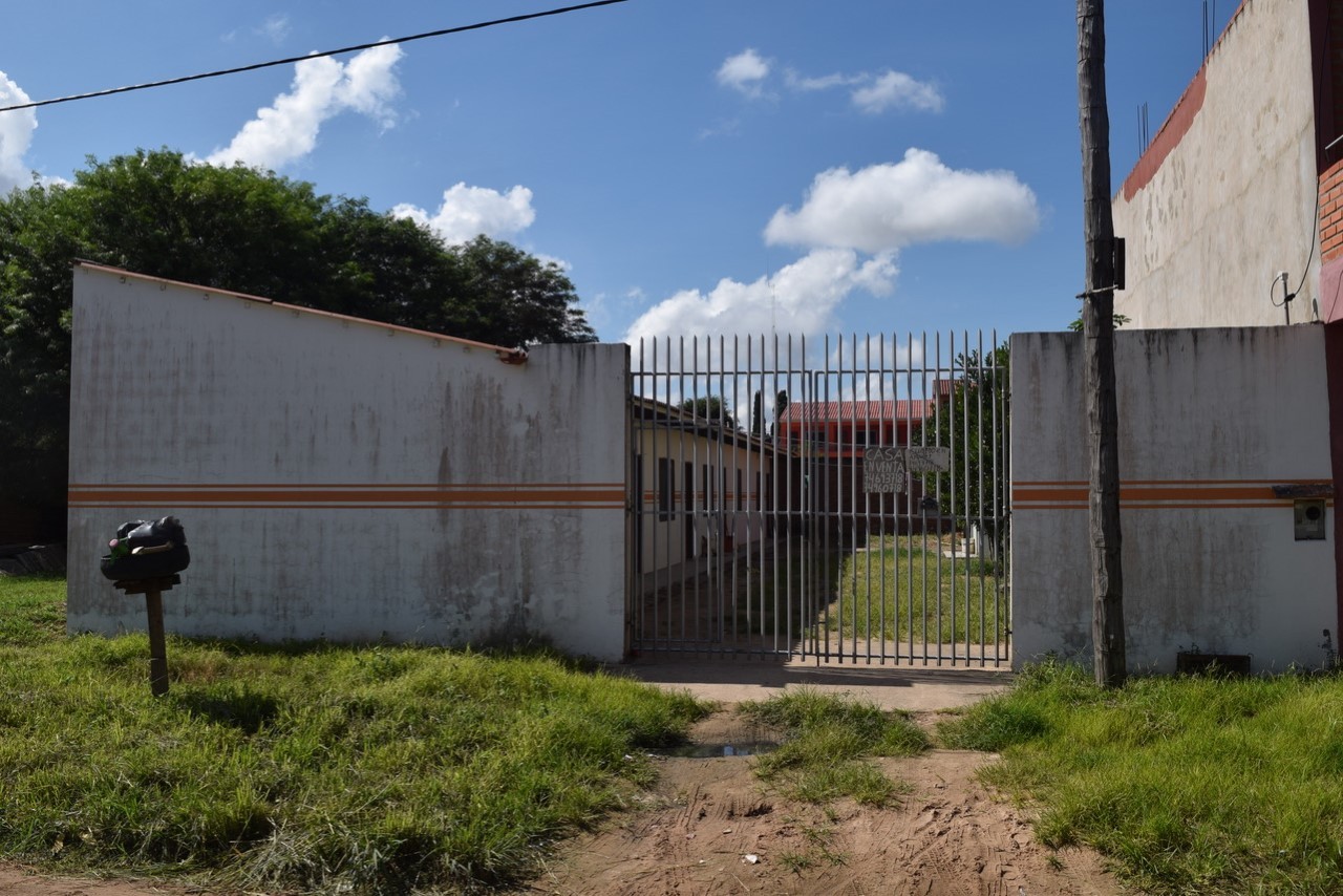 Casa en VentaKm.6 Doble Vía La Guardia a 1 cuadra del Colegio Santa Cruz Christian Learning Center 6 dormitorios 2 baños 3 parqueos Foto 1