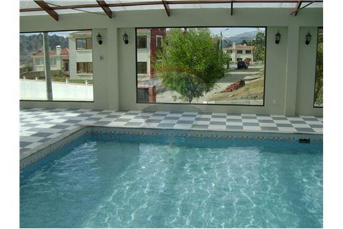 Casa en VentaGranada, Kanuma Resort 6 dormitorios 6 baños 1 parqueos Foto 4