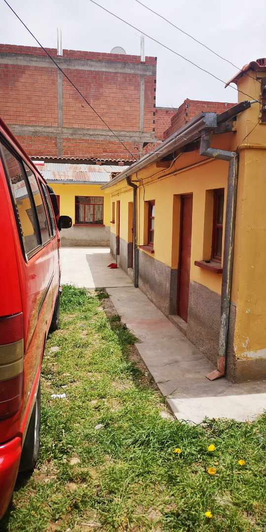 Casa en VentaCalle 1 Sonatex El Alto ex tranca carretera Viacha casi altura de la papelera s. A 3 dormitorios 1 baños 1 parqueos Foto 3