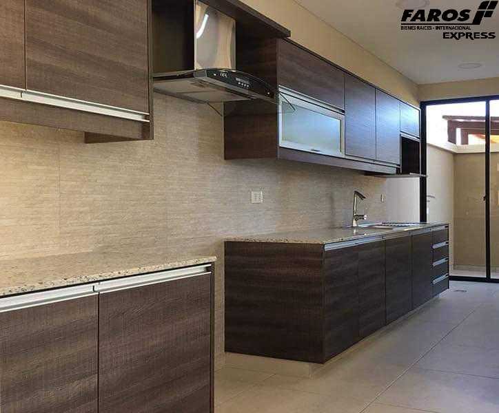 Casa en VentaCASA EN CONDOMINIO DE PRESTIGIO TIQUIPAYA 3 dormitorios 2 baños 2 parqueos Foto 5