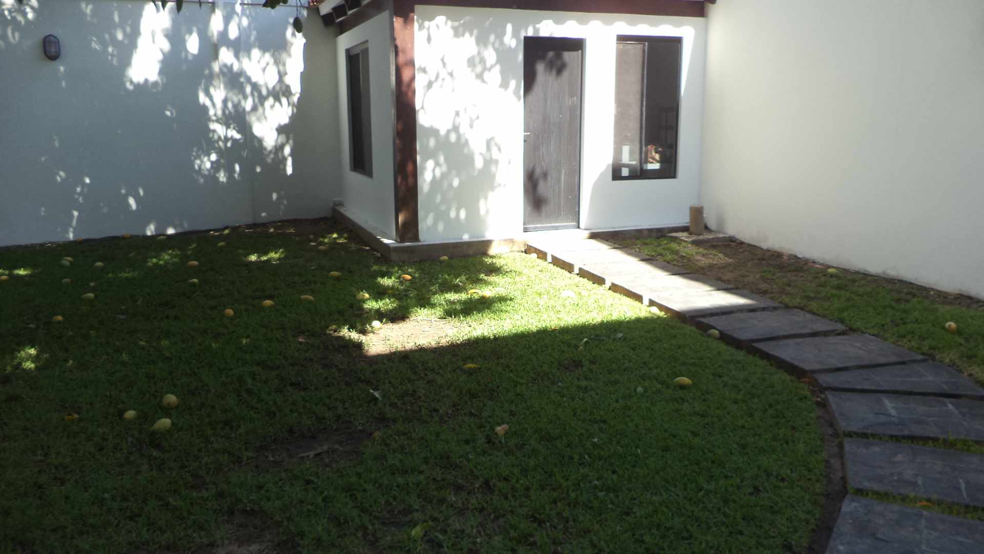 Casa en Urubó en Santa Cruz de la Sierra 3 dormitorios 5 baños 3 parqueos Foto 15