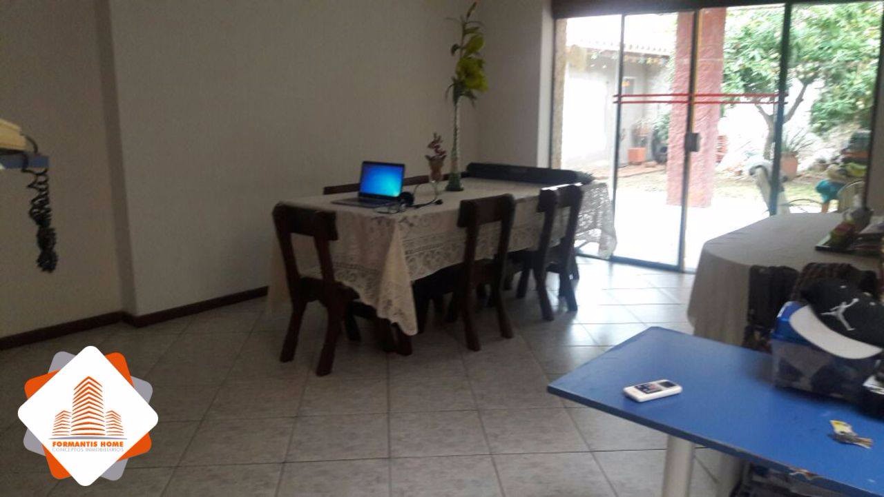 Casa en Carretera Cotoca en Santa Cruz de la Sierra 3 dormitorios 3 baños 1 parqueos Foto 8