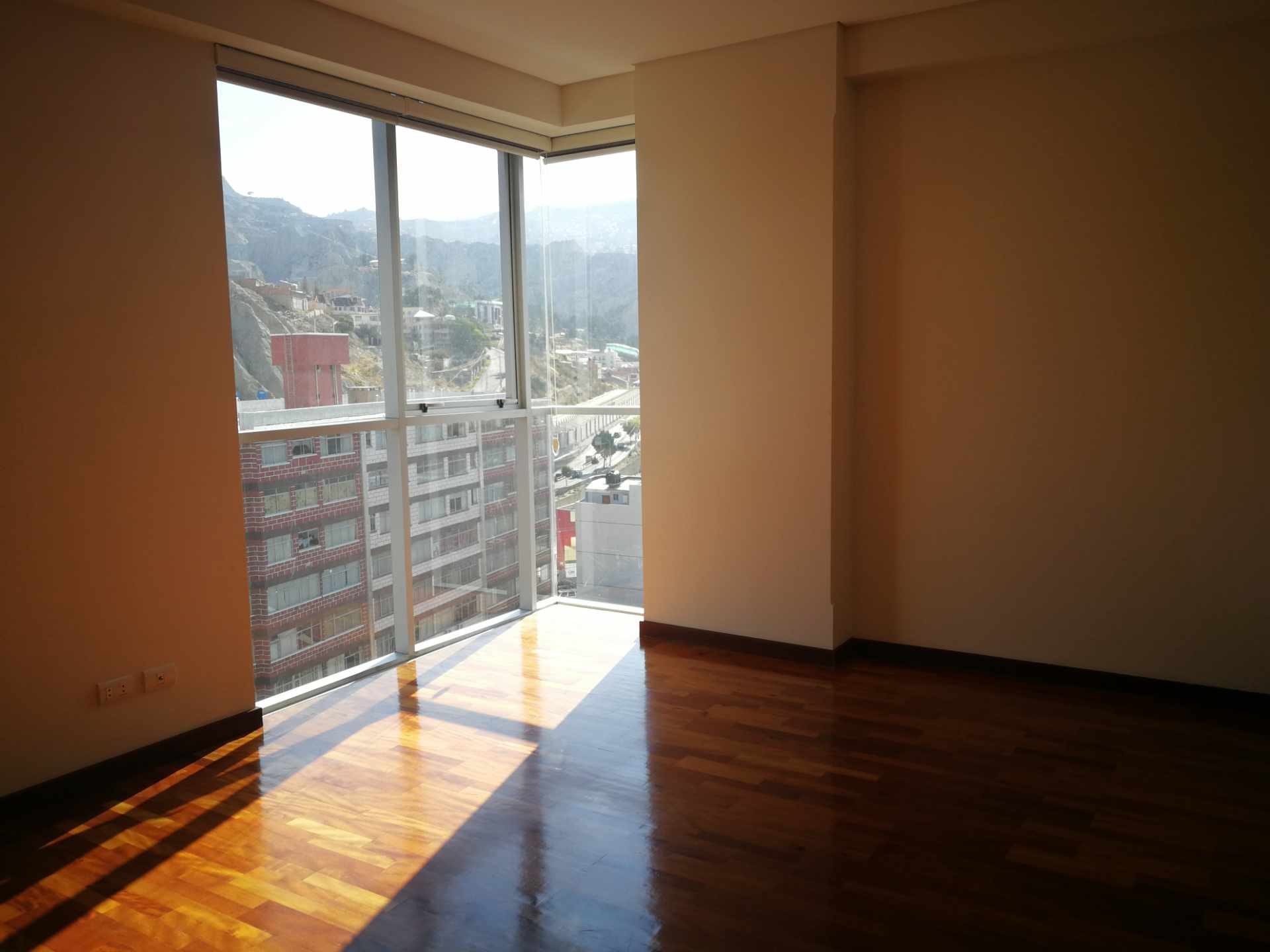 Departamento en VentaEDIFICIO MARIO MERCADO CALLE 17 DE OBRAJES Foto 9