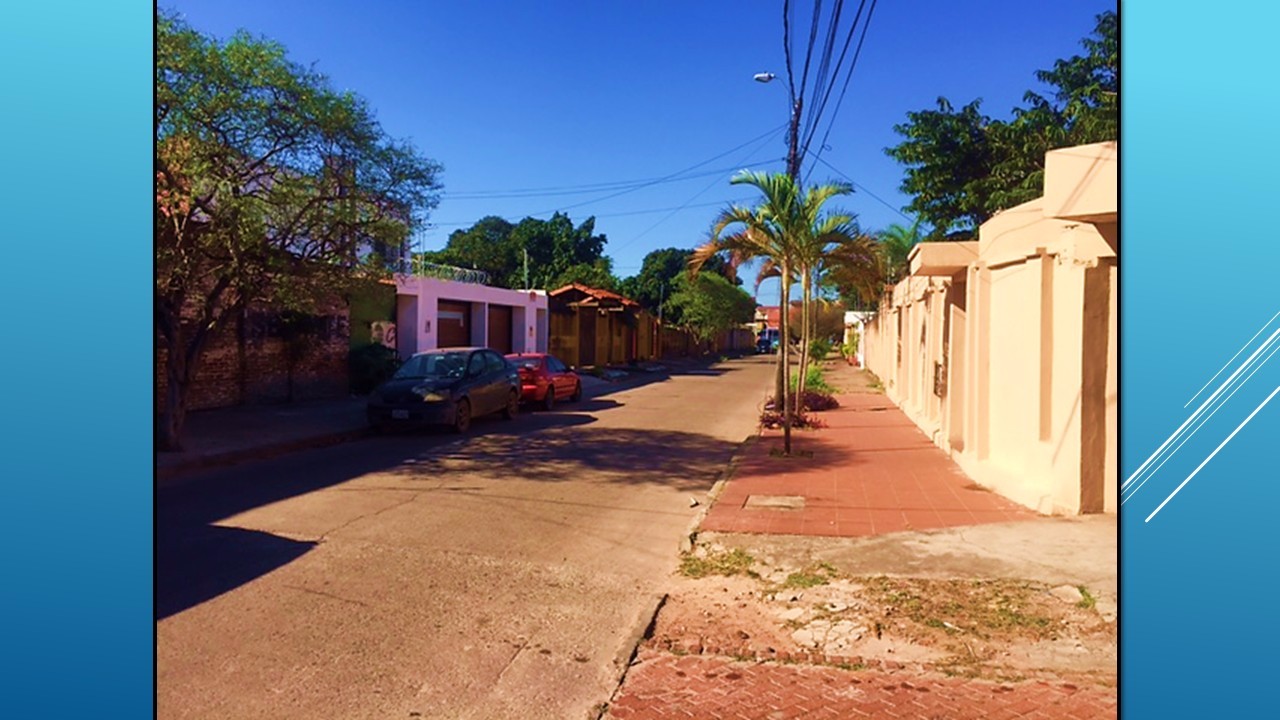 Casa Av. Paragua calle Tucanes  Foto 6