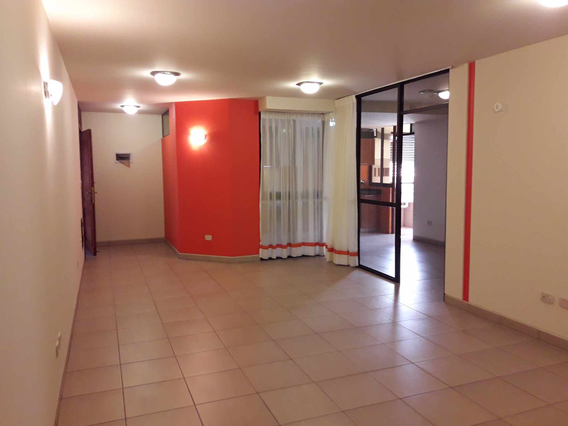 Departamento en VentaLuis quintin vila 810 3 dormitorios 2 baños 1 parqueos Foto 5