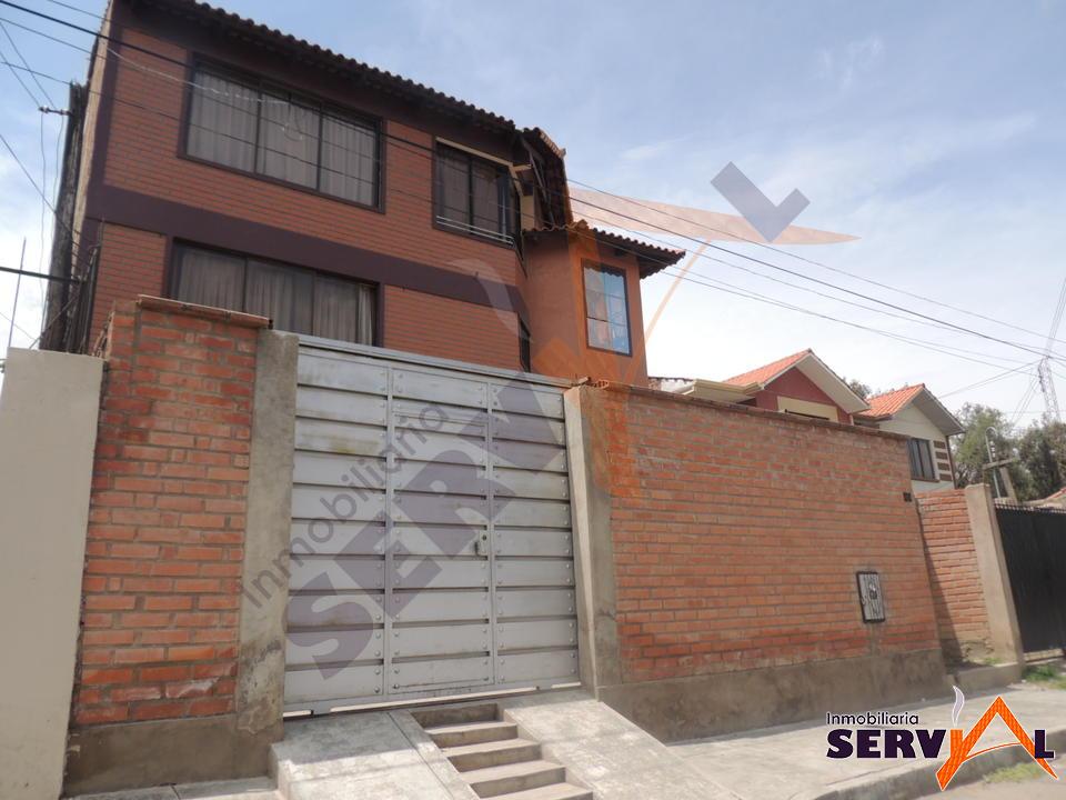 Casa en Mayorazgo en Cochabamba 4 dormitorios 4 baños 3 parqueos Foto 9