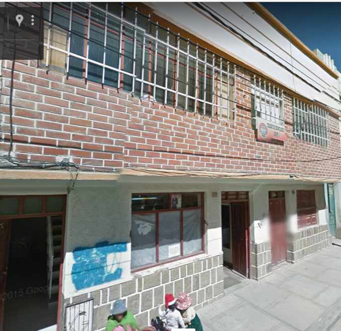 Casa Calle Ayacucho entre 6 de Octubre y Potosi frente a la Facultad de Arquitectura Foto 1