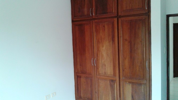 Casa en AlquilerEntre Paragua y Mutualista casi 4to. anillo 3 dormitorios 3 baños 2 parqueos Foto 4