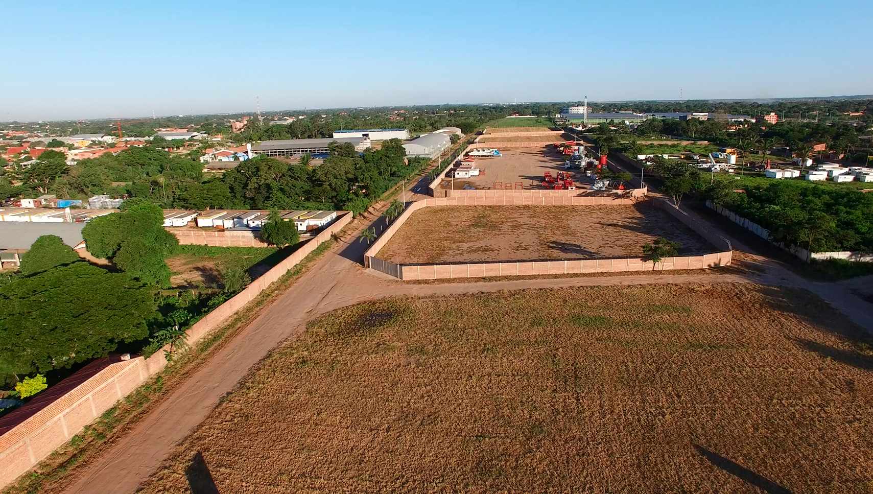 Terreno en AlquilerDoble vía La Guardia y 8vo. Anillo     Foto 6