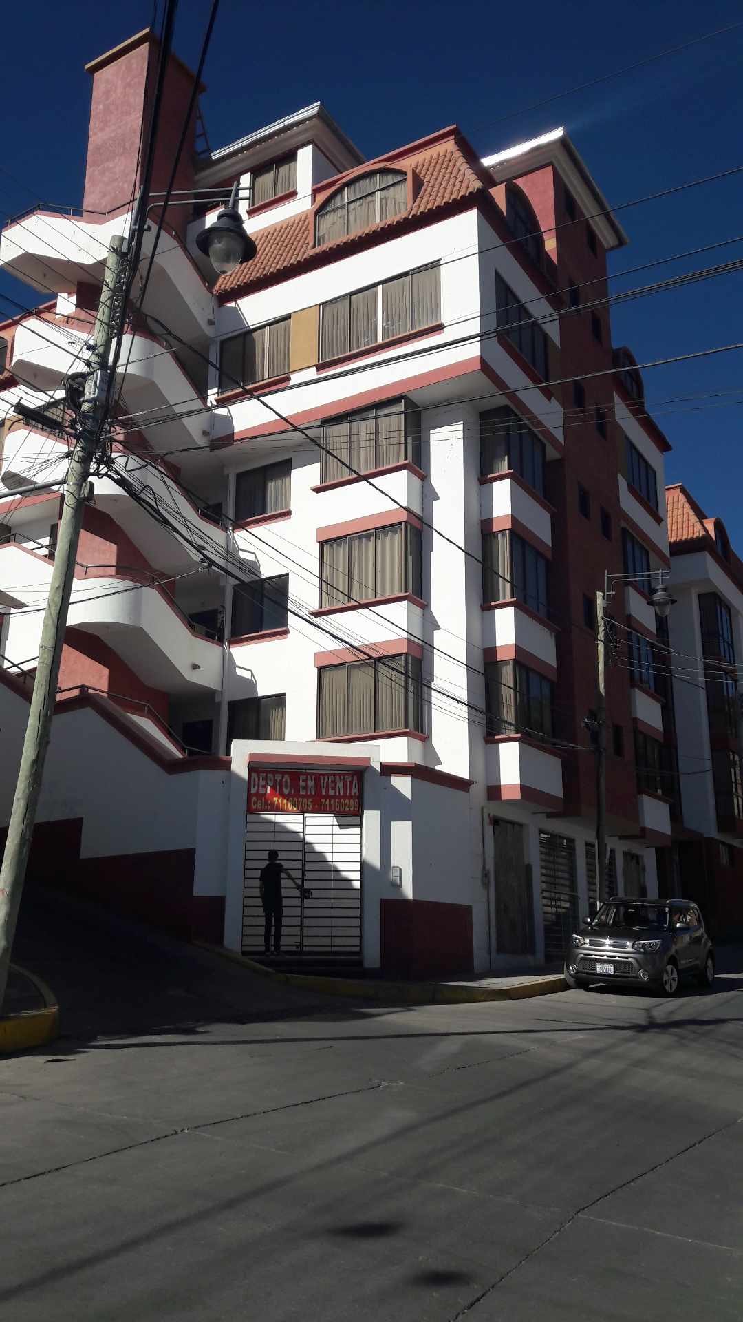 Departamento en AnticréticoAzurduy 602 esquina Oruro Foto 1