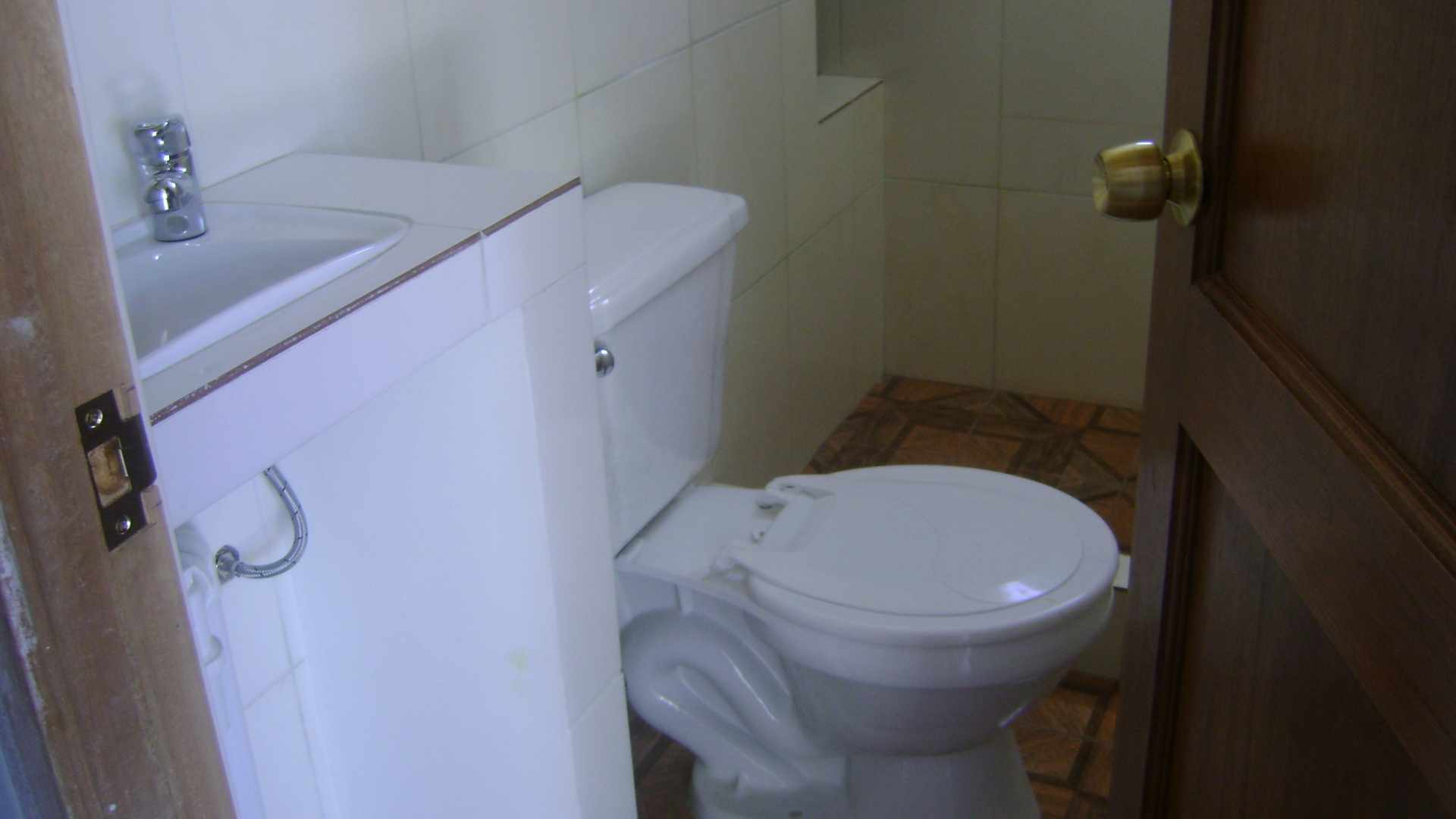 Departamento en Tembladerani en La Paz 3 dormitorios 2 baños  Foto 8