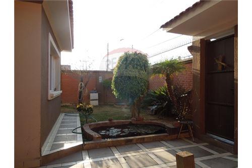 Casa en Temporal en Cochabamba 13 dormitorios 3 baños 1 parqueos Foto 4