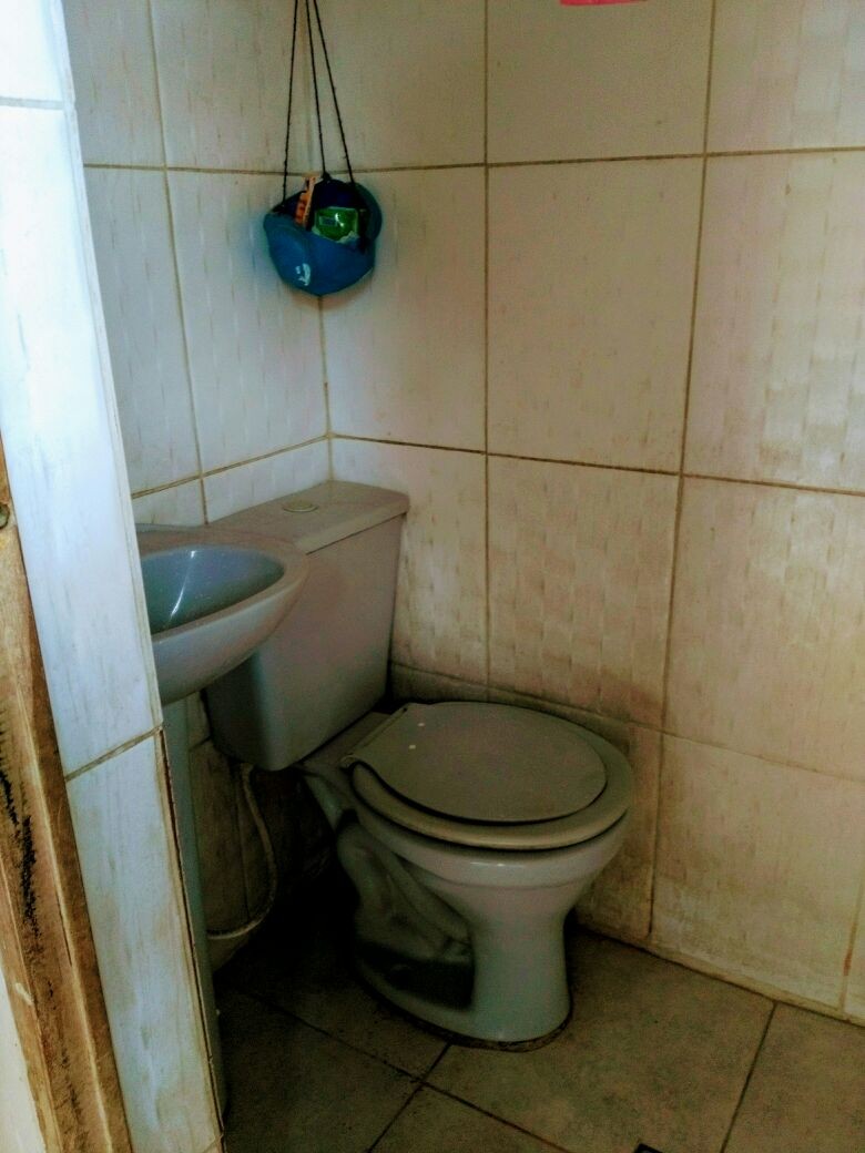 Casa en La Chimba en Cochabamba 6 dormitorios 3 baños 7 parqueos Foto 7