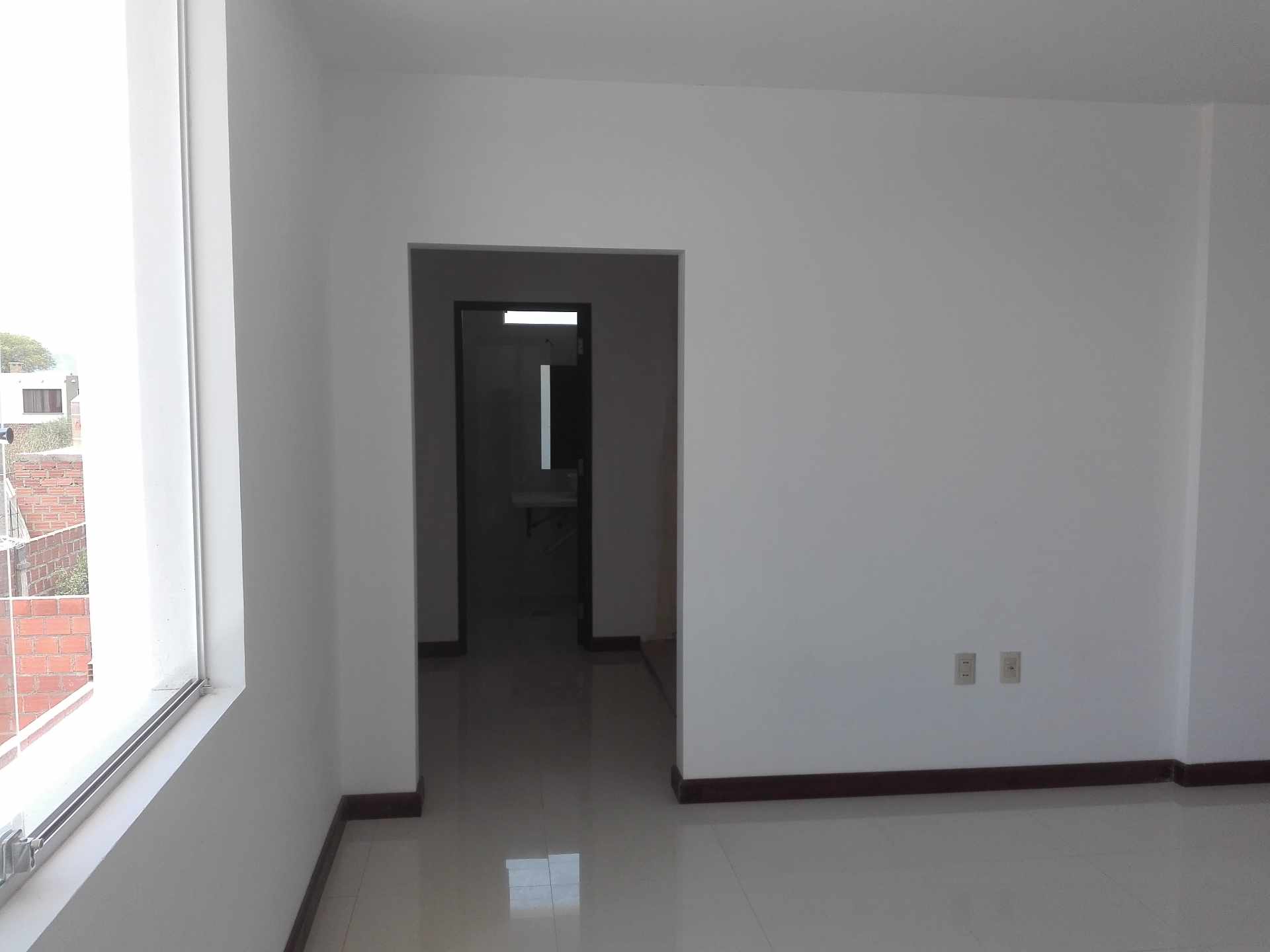 Departamento en Miraflores en Tarija 3 dormitorios 3 baños 2 parqueos Foto 8