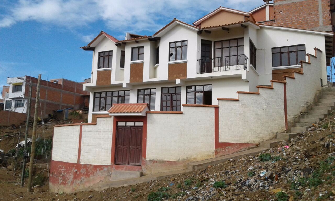 Casa en VentaUniversidad Andina zona Condominio Bancario 1 dormitorios 1 baños 1 parqueos Foto 12